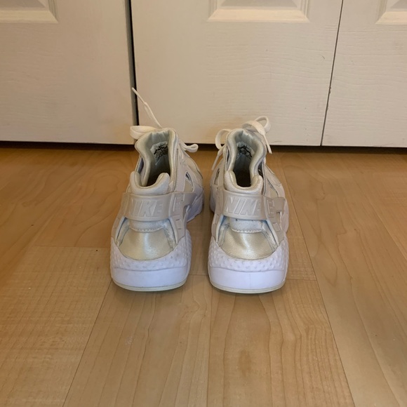 White Huaraches - Picture 3 of 7